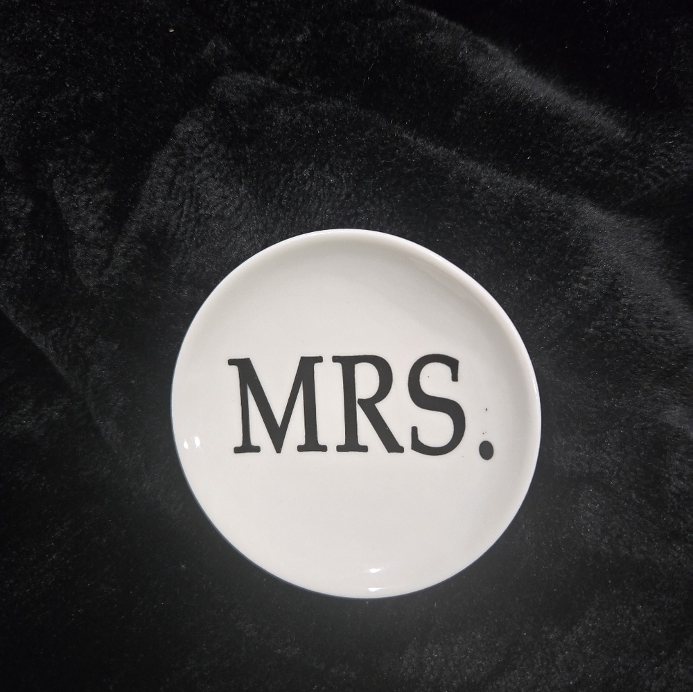 Mrs" Trinket Tray